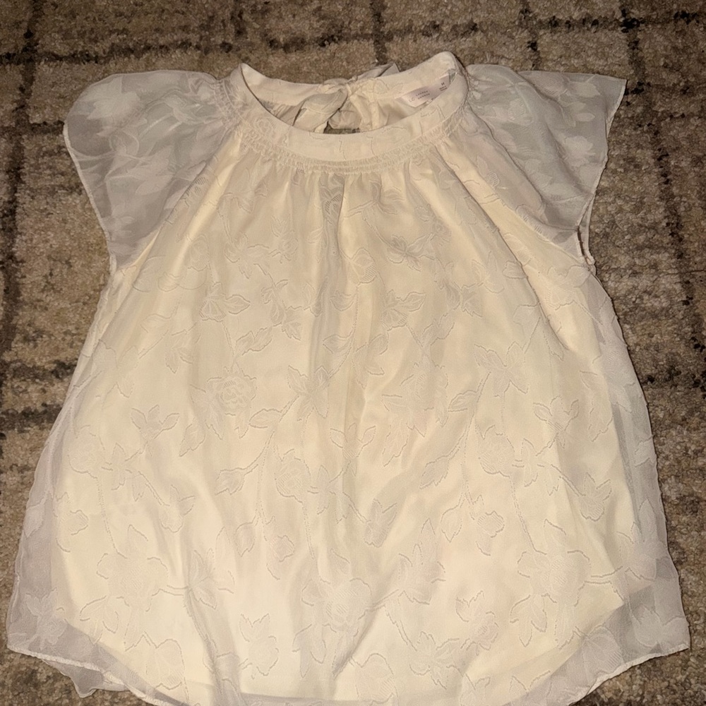 Lauren Conrad Women’s White floral blouse medium